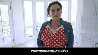 Գաղտնի Մասնագիտություն տատիկի Аманды Rider Ցույց է տալիս Իր Отчиму Առաջին Ձեռքից