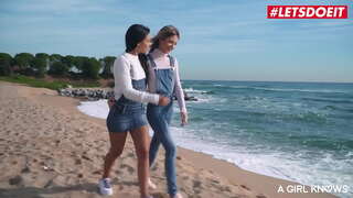 LETSDOEIT - #Apolonia Lapiedra - Chicas Sexy Se Va Salvaje En Su Nueva Casa