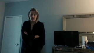 ���ਦਮ Sis ਹੈ, ਇੱਕ ਵੀਰਜ ਪੀਣ ਰਾਂਡ ਲਈ ਕਦਮ Bro