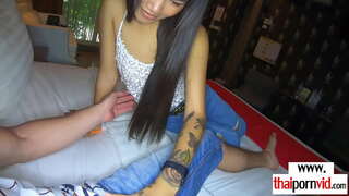 Skinny amateur asian slut erabiltzen atzean batek BWC