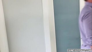 Tiffany Watson et son Kyle baiser, sucer, lécher les uns les autres