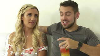 ���ู้หญิงต้องการสามีของจะห่วยเรื่องดิ๊กสำหรับวันเกิดของเธอ